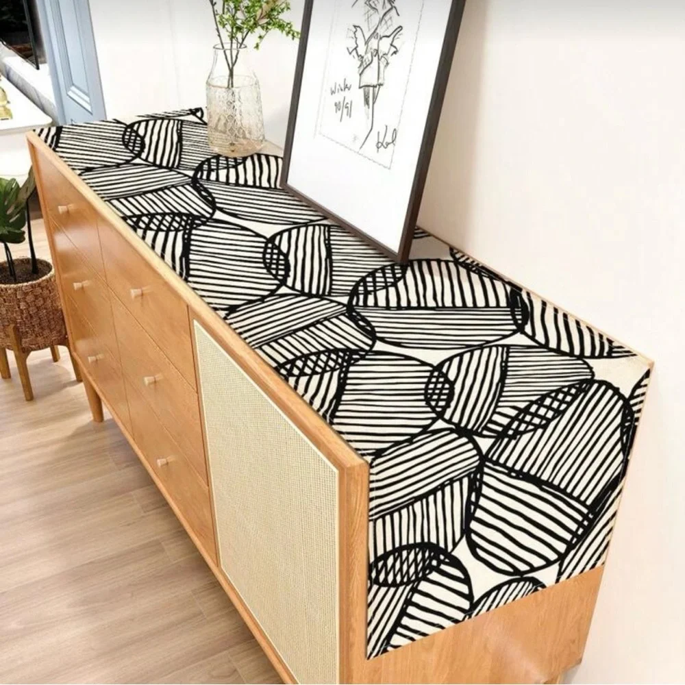 Modern Geometric Black and White Table Runner